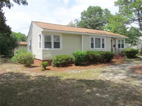 1010 Sandalwood Drive Fayetteville NC 28304