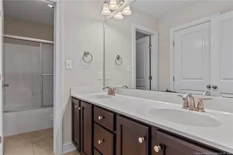2724 Plum Ridge Road Fayetteville NC 28306