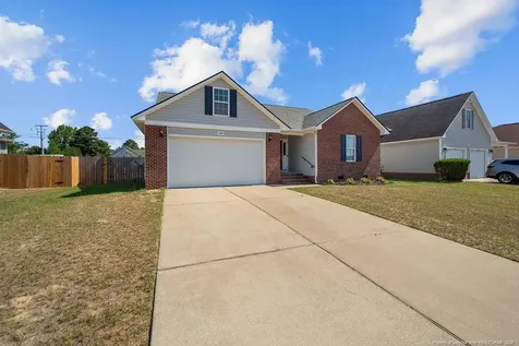 5426 Thackeray Drive Fayetteville NC 28306