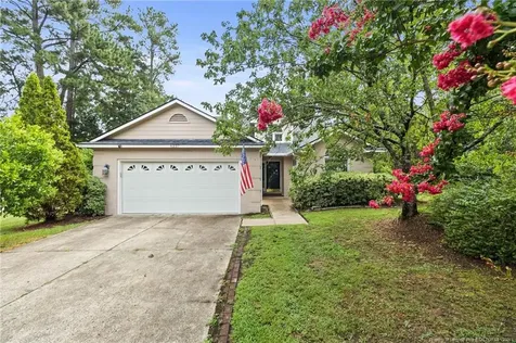 6237 Falkland Court Fayetteville NC 28311