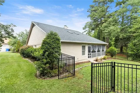 6237 Falkland Court Fayetteville NC 28311