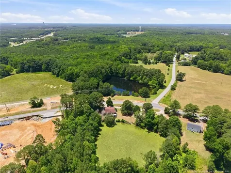 1055 Irongate Drive Apex NC 27502