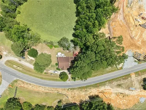 1055 Irongate Drive Apex NC 27502