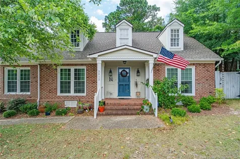 2412 Rolling Hill Road Fayetteville NC 28304