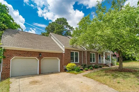 2412 Rolling Hill Road Fayetteville NC 28304