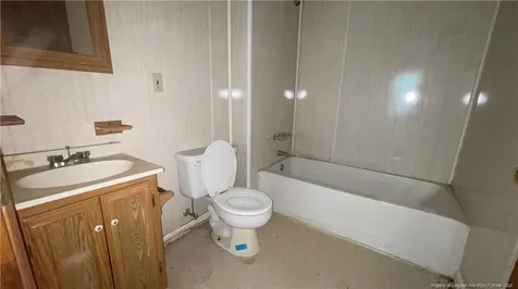 7441 3rd Street Wade NC 28395