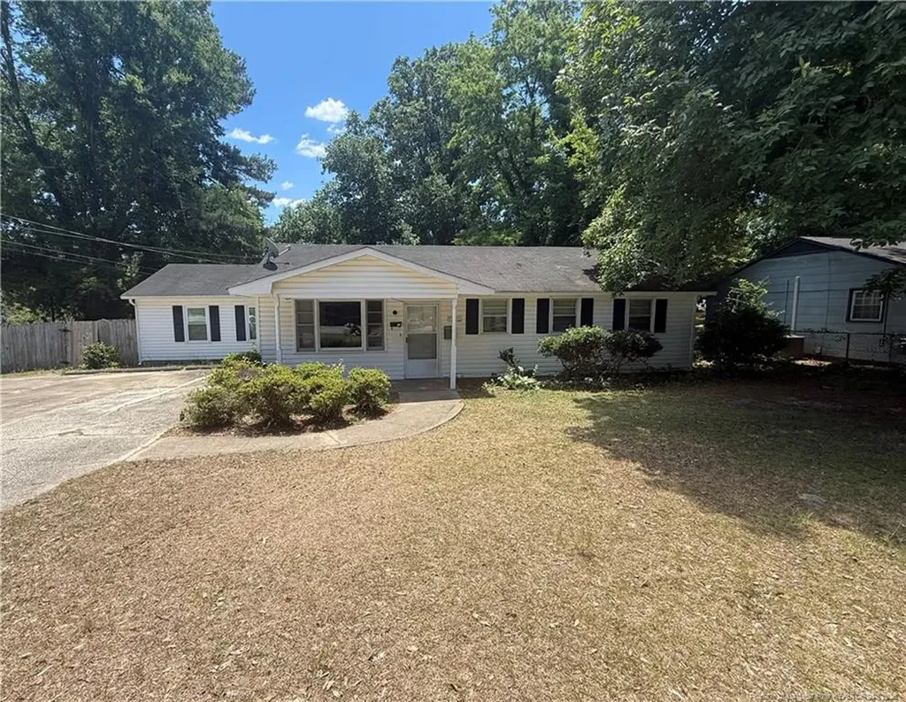 1181 Torrey Drive Fayetteville NC 28301