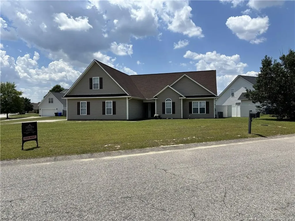 1944 Caviness Street Fayetteville NC 28314