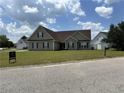 1944 Caviness Street Fayetteville NC 28314