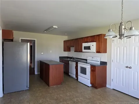 1944 Caviness Street Fayetteville NC 28314
