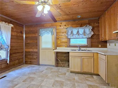 1461 Crawford Wright Road Raeford NC 28376