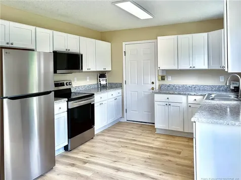 3323 Donnett Lane Spring Lake NC 28390