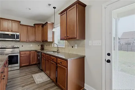 4231 Cherry Hill Lane Fayetteville NC 28312