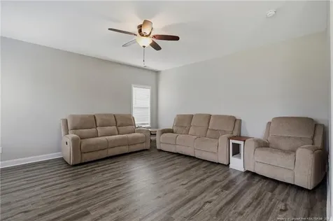 4231 Cherry Hill Lane Fayetteville NC 28312