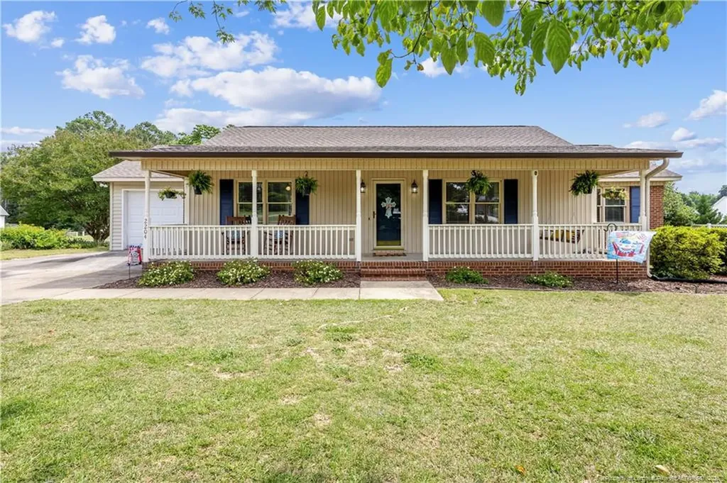 2204 Dunbar Drive Sanford NC 27332