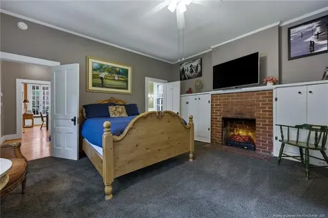 360 S Ashe Street Southern Pines NC 28387