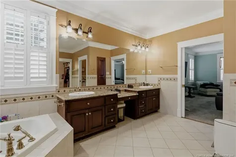 1108 Belmont Circle Fayetteville NC 28305