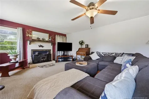 46 Gainsborough Lane Cameron NC 28326