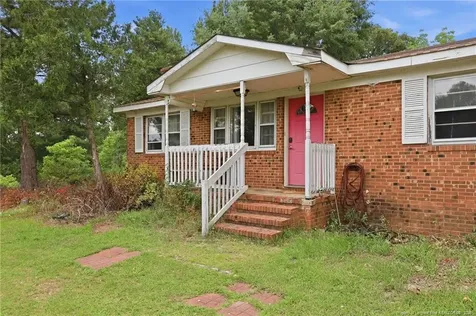 46 Gainsborough Lane Cameron NC 28326