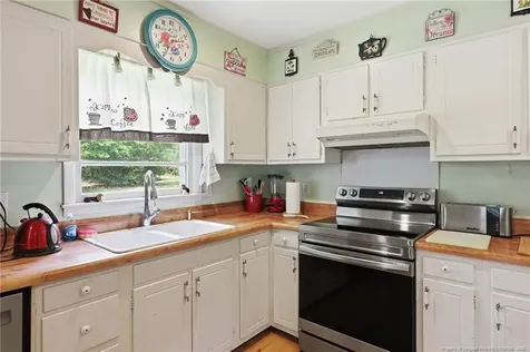 46 Gainsborough Lane Cameron NC 28326