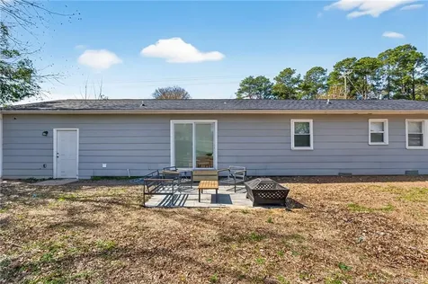 1083 Strickland Bridge Road Fayetteville NC 28304