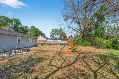 1083 Strickland Bridge Road Fayetteville NC 28304