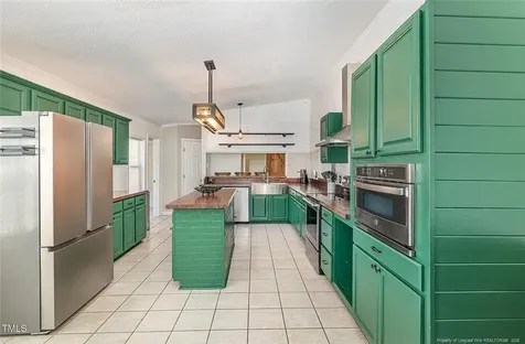 18 Five Ponds Drive Sanford NC 27332