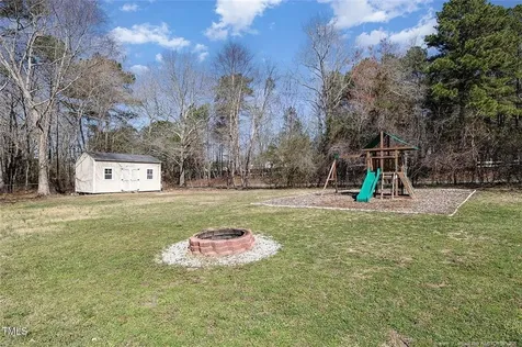 18 Five Ponds Drive Sanford NC 27332