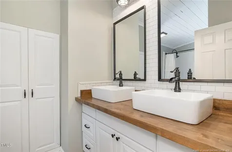 18 Five Ponds Drive Sanford NC 27332