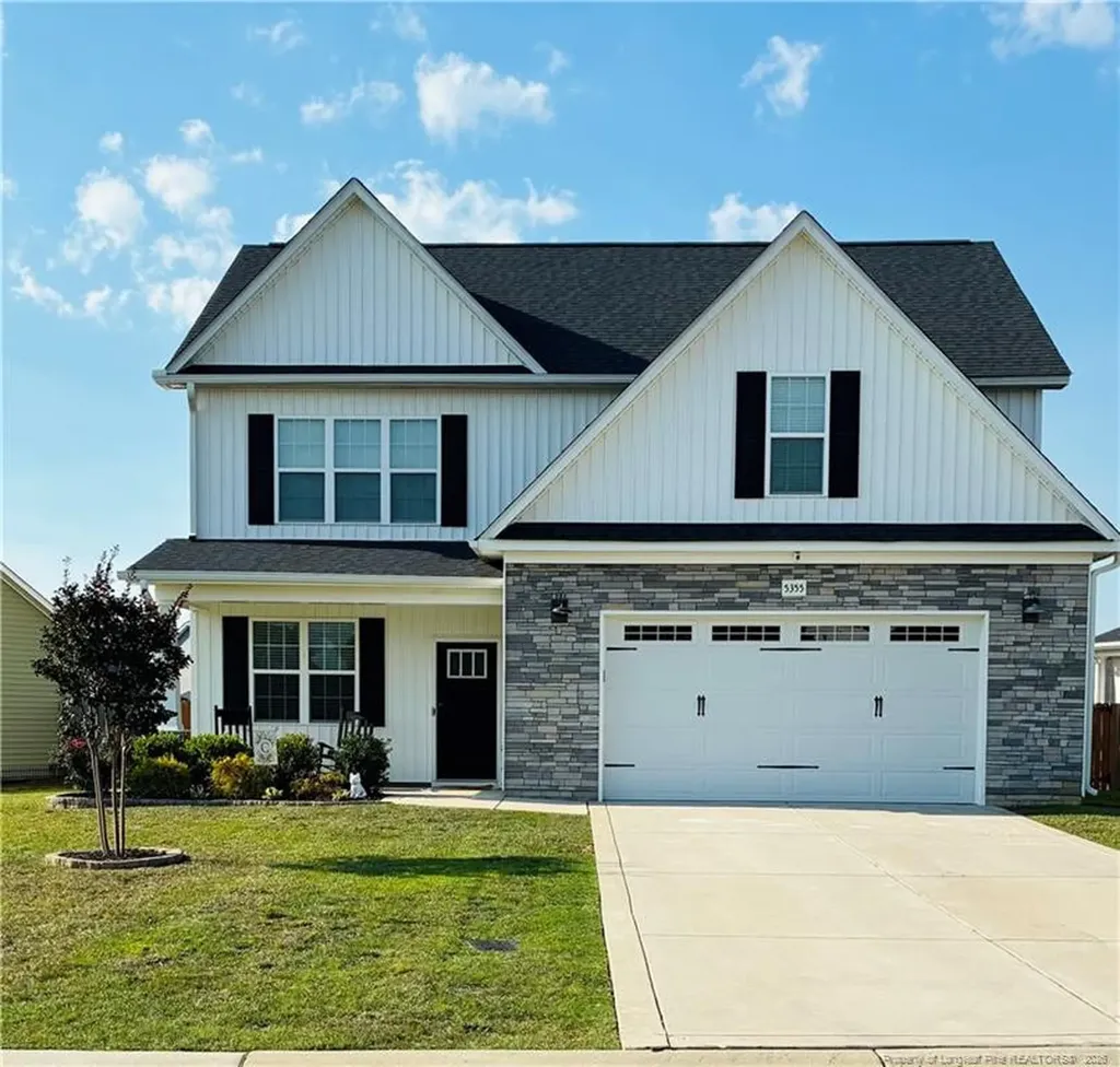 5355 Debut Avenue Hope Mills NC 28348