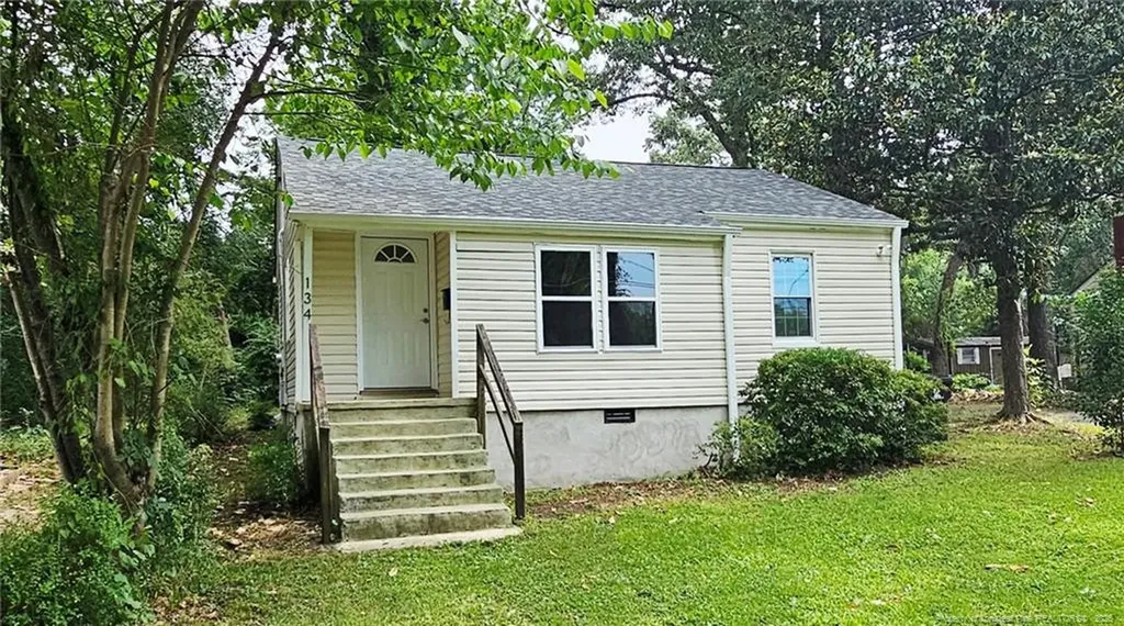 134 Mcgill Street Sanford NC 27330
