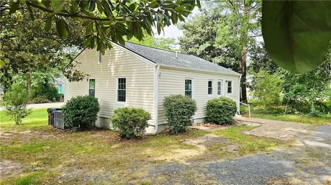 134 Mcgill Street Sanford NC 27330