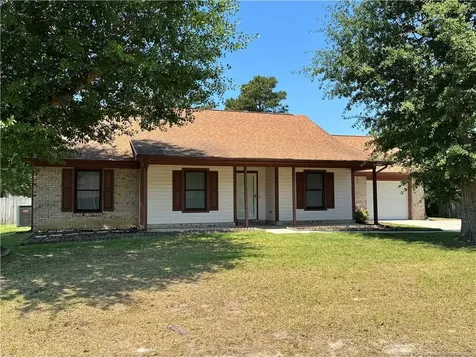 112 Thornbird Drive Raeford NC 28376