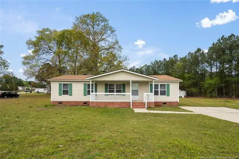 1502 Clan Campbell Drive Raeford NC 28376