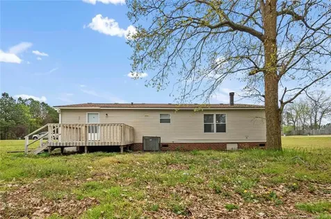 1502 Clan Campbell Drive Raeford NC 28376