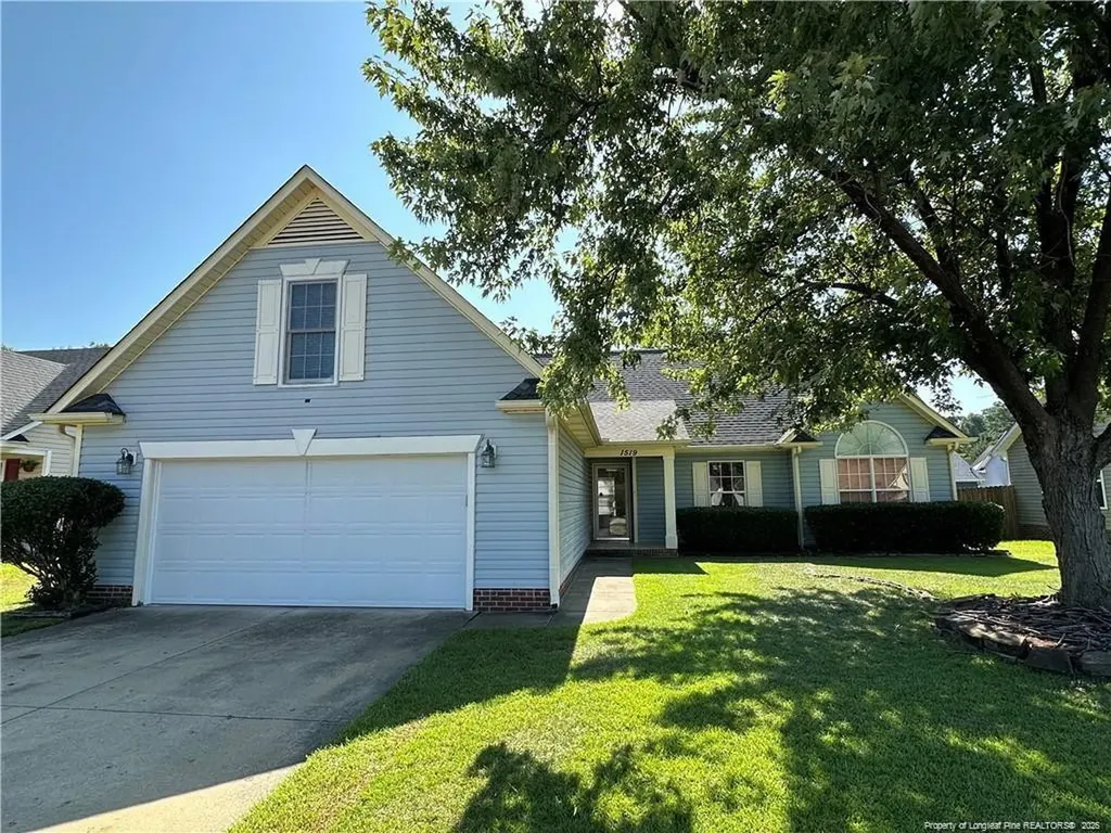 1519 Pinebrook Drive Fayetteville NC 28314