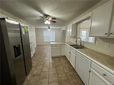 1519 Pinebrook Drive Fayetteville NC 28314