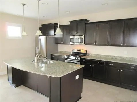 512 Rossendale Drive Hope Mills NC 28348