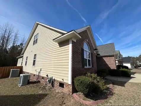 1920 Abbeydale Lane Fayetteville NC 28304