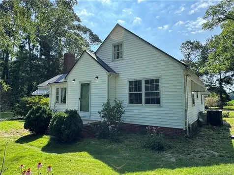 2737 Ward Store Road Fairmont NC 28340