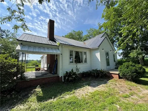 2737 Ward Store Road Fairmont NC 28340