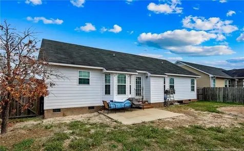 2232 Cliff Swallow Drive Fayetteville NC 28306