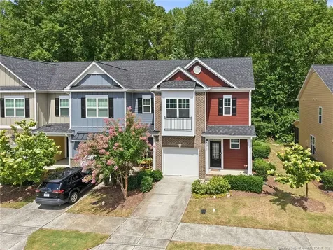 647 Briarcliff Street Apex NC 27502