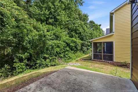 647 Briarcliff Street Apex NC 27502