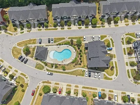 647 Briarcliff Street Apex NC 27502