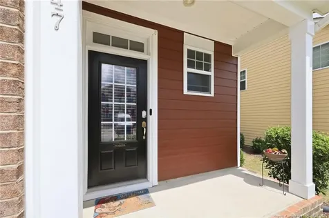 647 Briarcliff Street Apex NC 27502