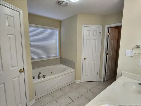 3347 Broomsgrove Drive Fayetteville NC 28306