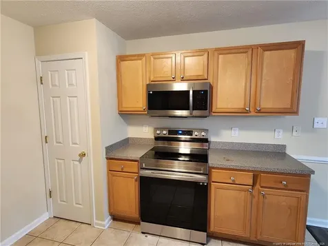 3347 Broomsgrove Drive Fayetteville NC 28306