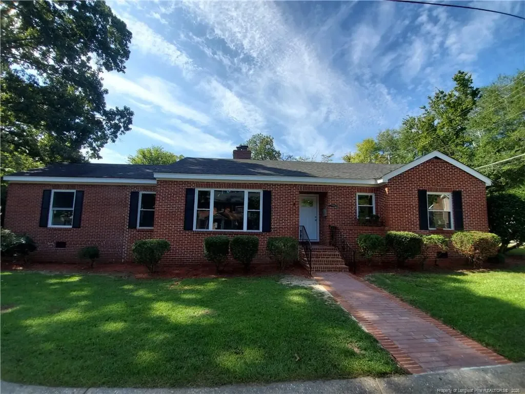 1015 Brook Street Fayetteville NC 28305