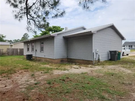 6301 Brettonwoods Lane Hope Mills NC 28348
